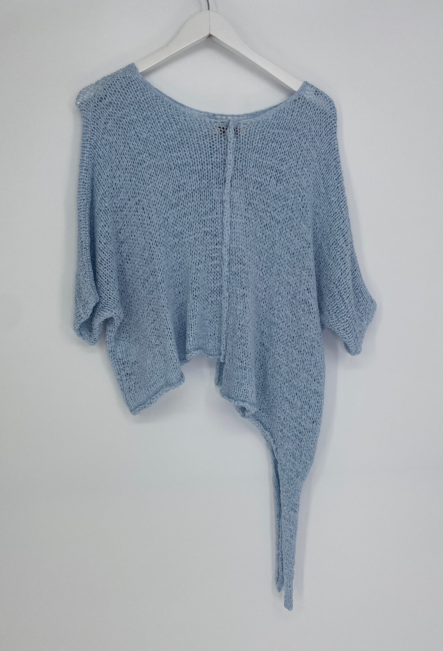 Asymmetrischer Pullover blau