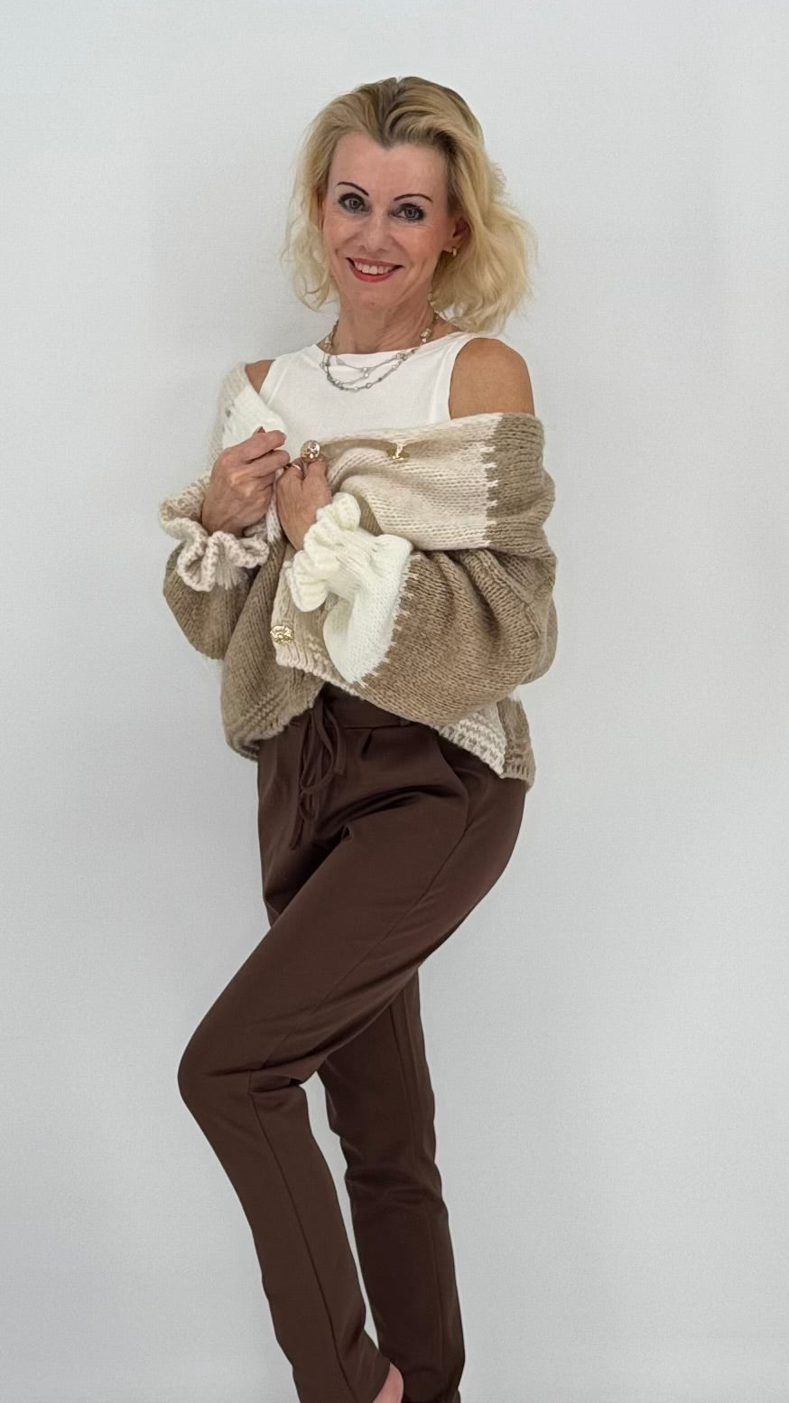Strickjacke , beie/creme
