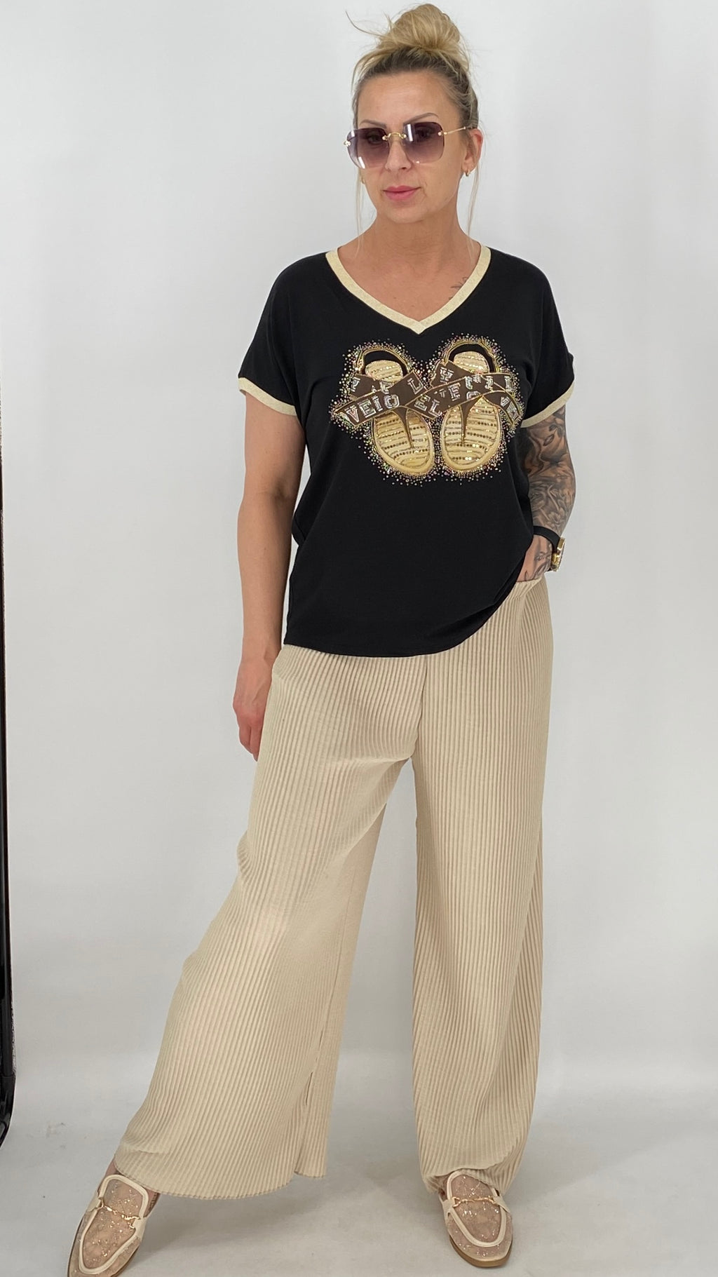 Modischer Shirt im Schwarz