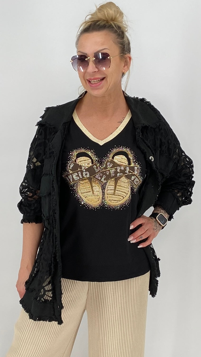 Modischer Shirt im Schwarz