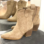 Stiefel, Cowboystiefel beige kurz DE326S