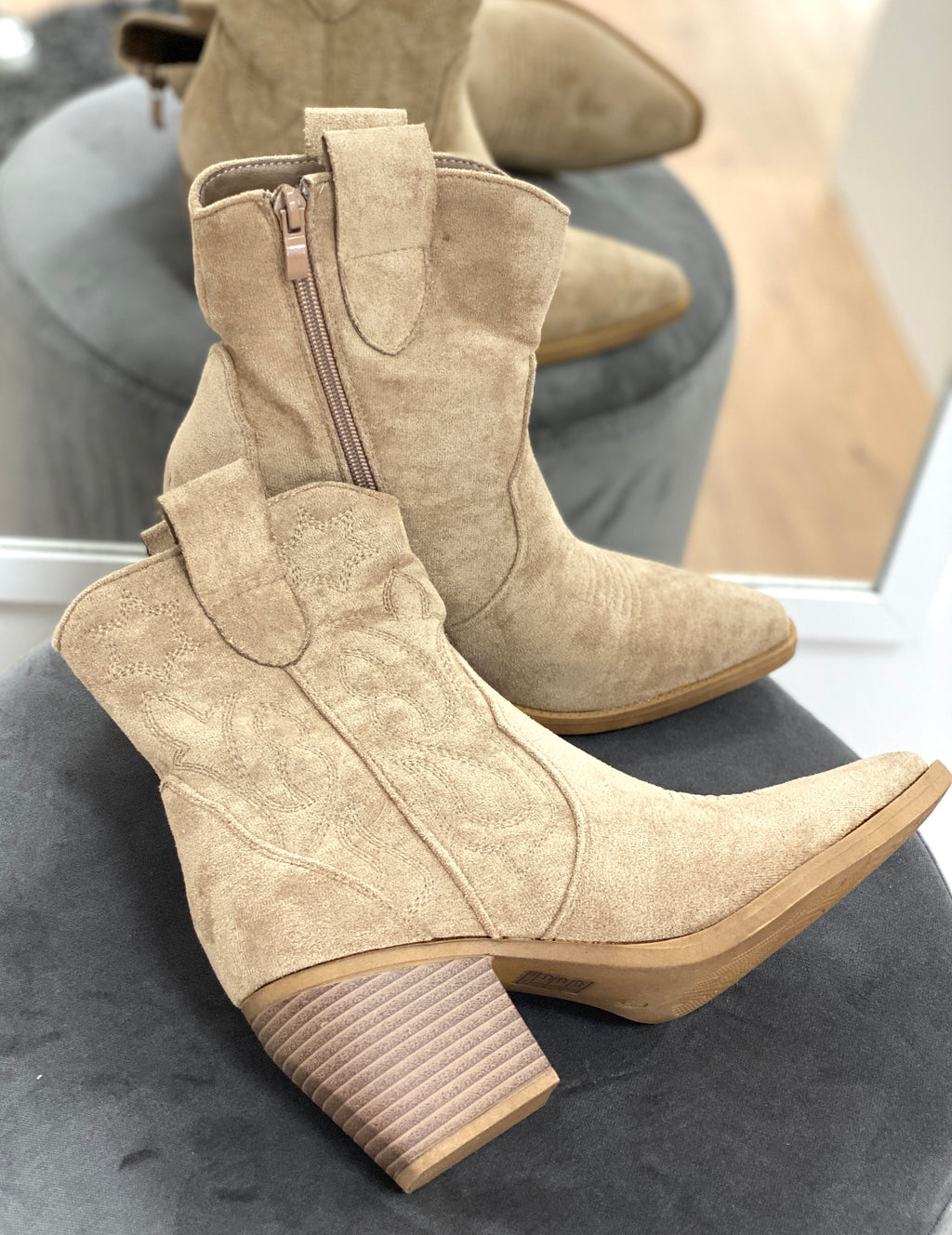 Stiefel, Cowboystiefel beige kurz DE326S