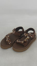 Sandalen NAN-KU in Schoko