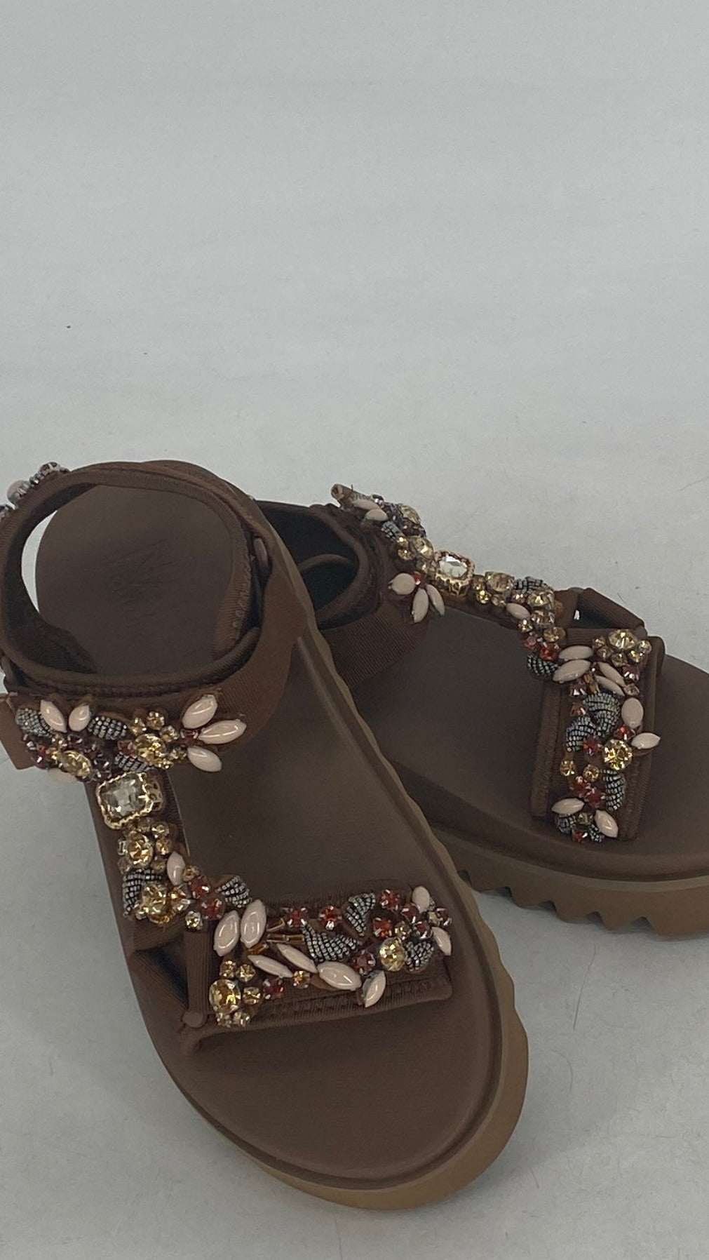 Sandalen NAN-KU in Schoko