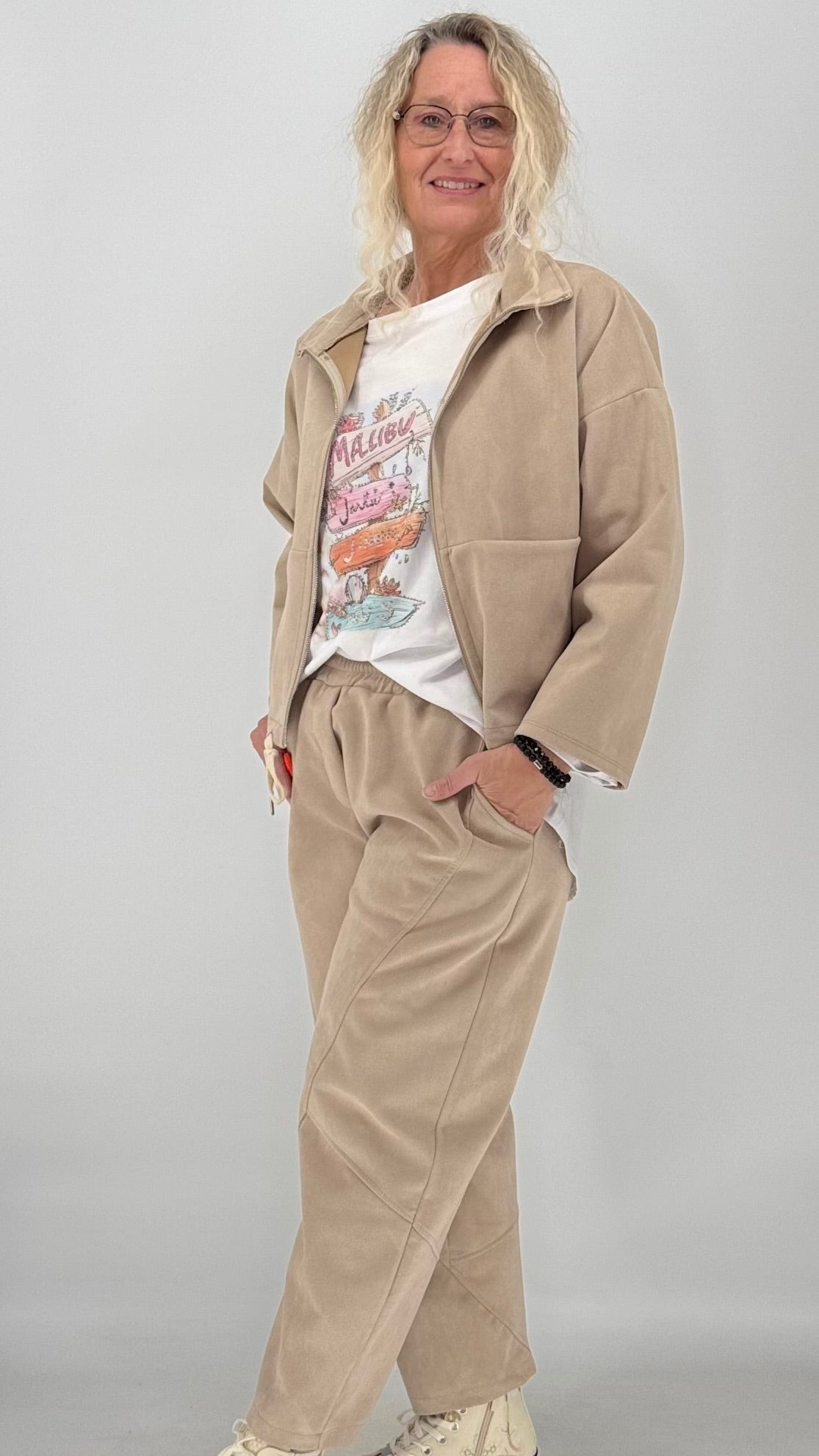 Jacke in Veloursleder-Optik, in Blau, Rosa, Beige