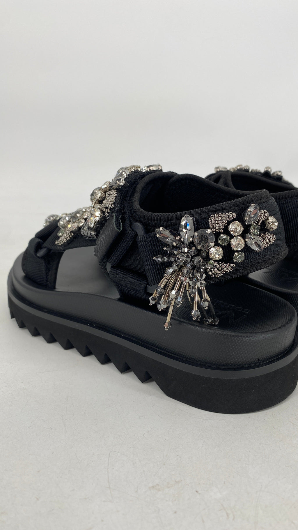 Sandalen NAN-KU in Schwarz
