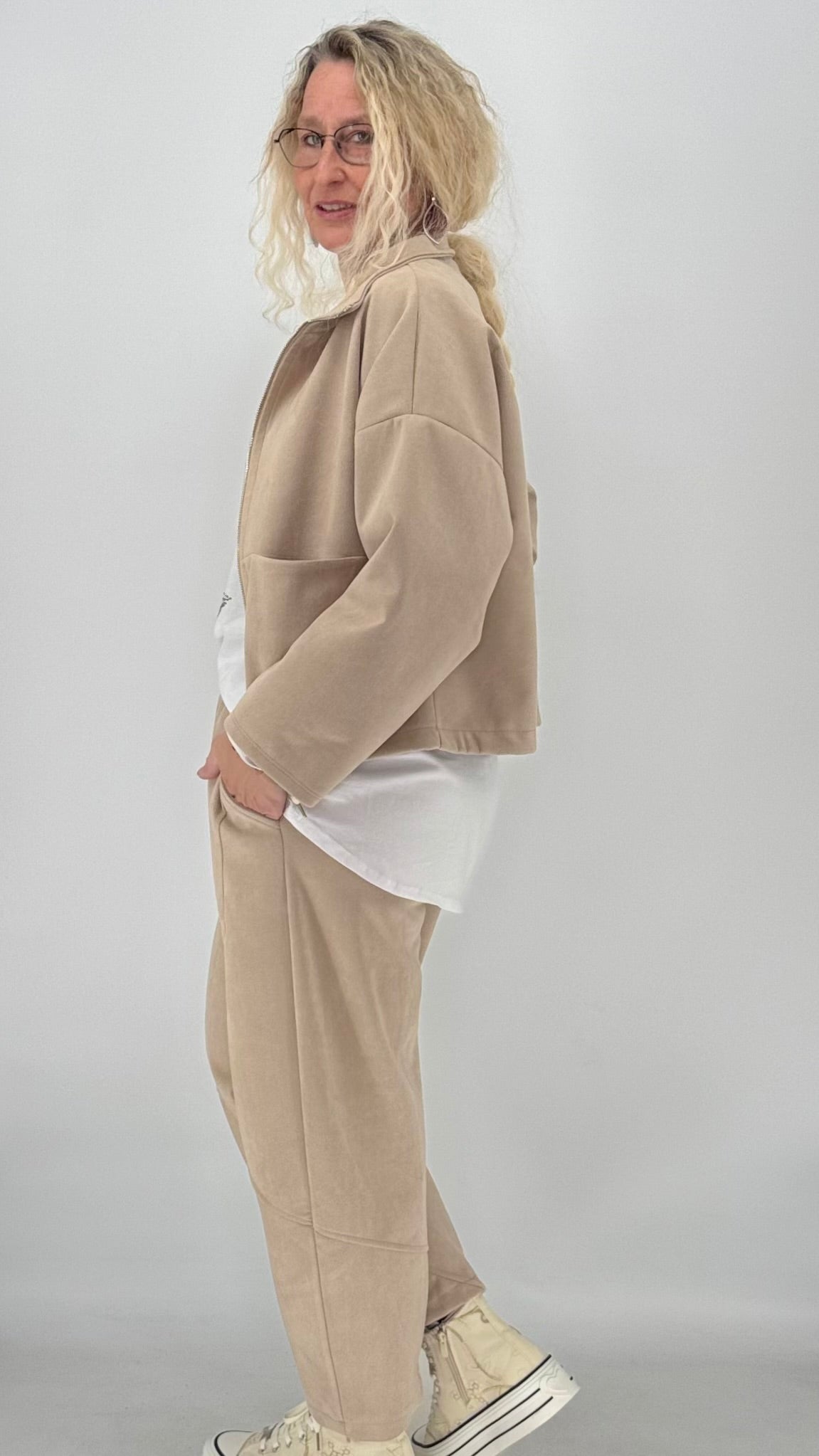 Jacke in Veloursleder-Optik, in Blau, Rosa, Beige