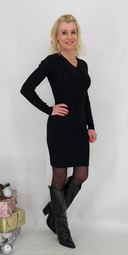 Strickkleid, beige, grün, blau, pink, schwarz, lila