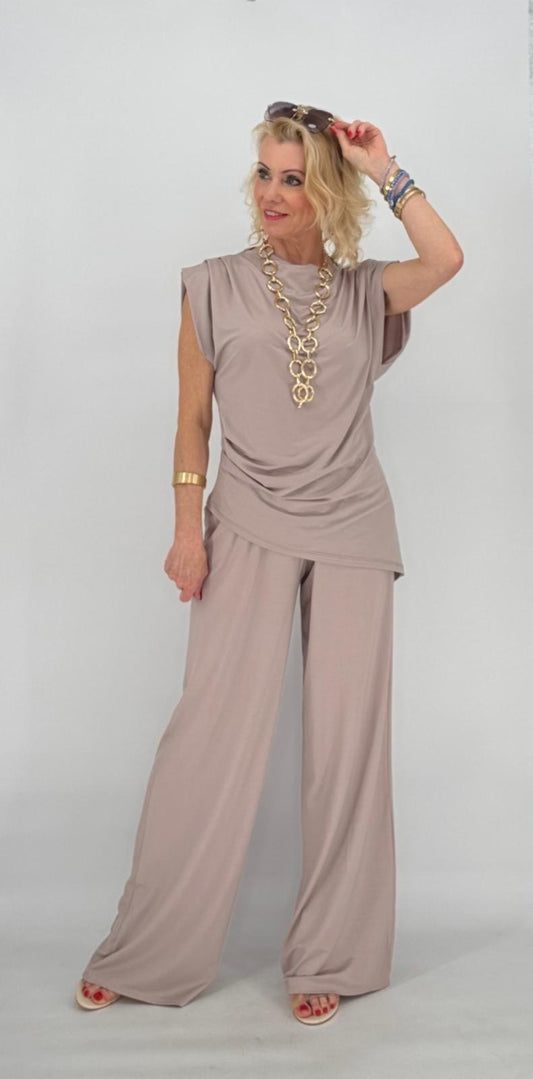 Top "Classy", assymetrisch beige